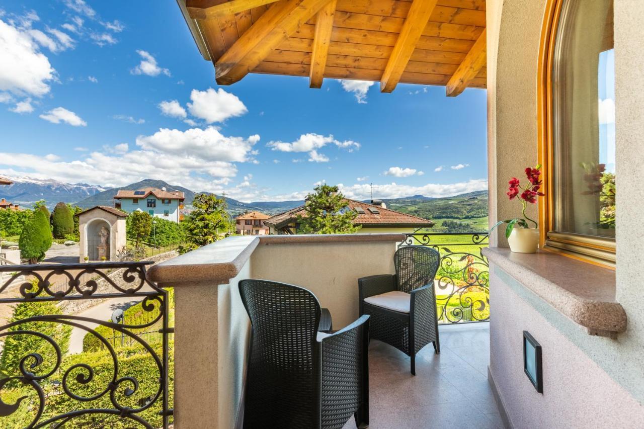 Relais Villa Quercia Tassullo Bagian luar foto