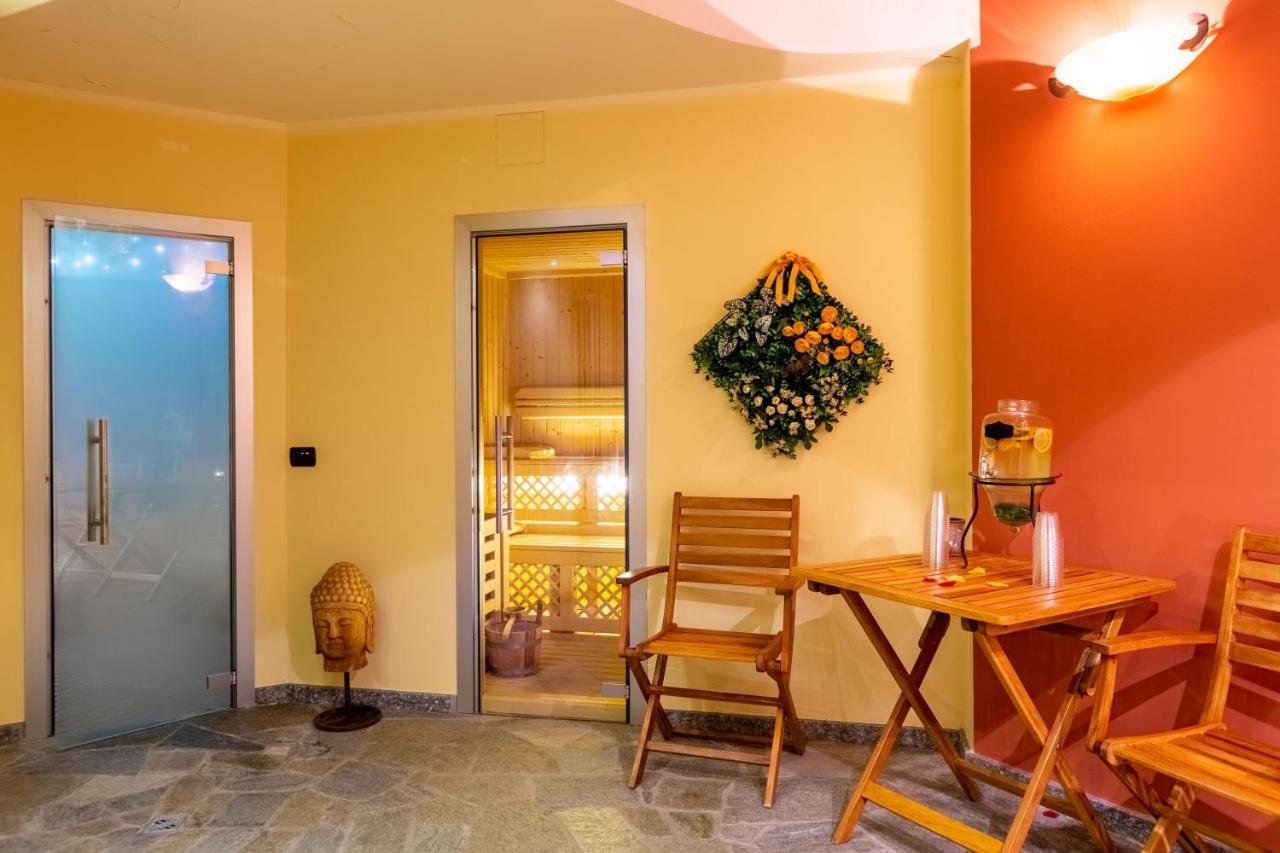 Relais Villa Quercia Tassullo Bagian luar foto