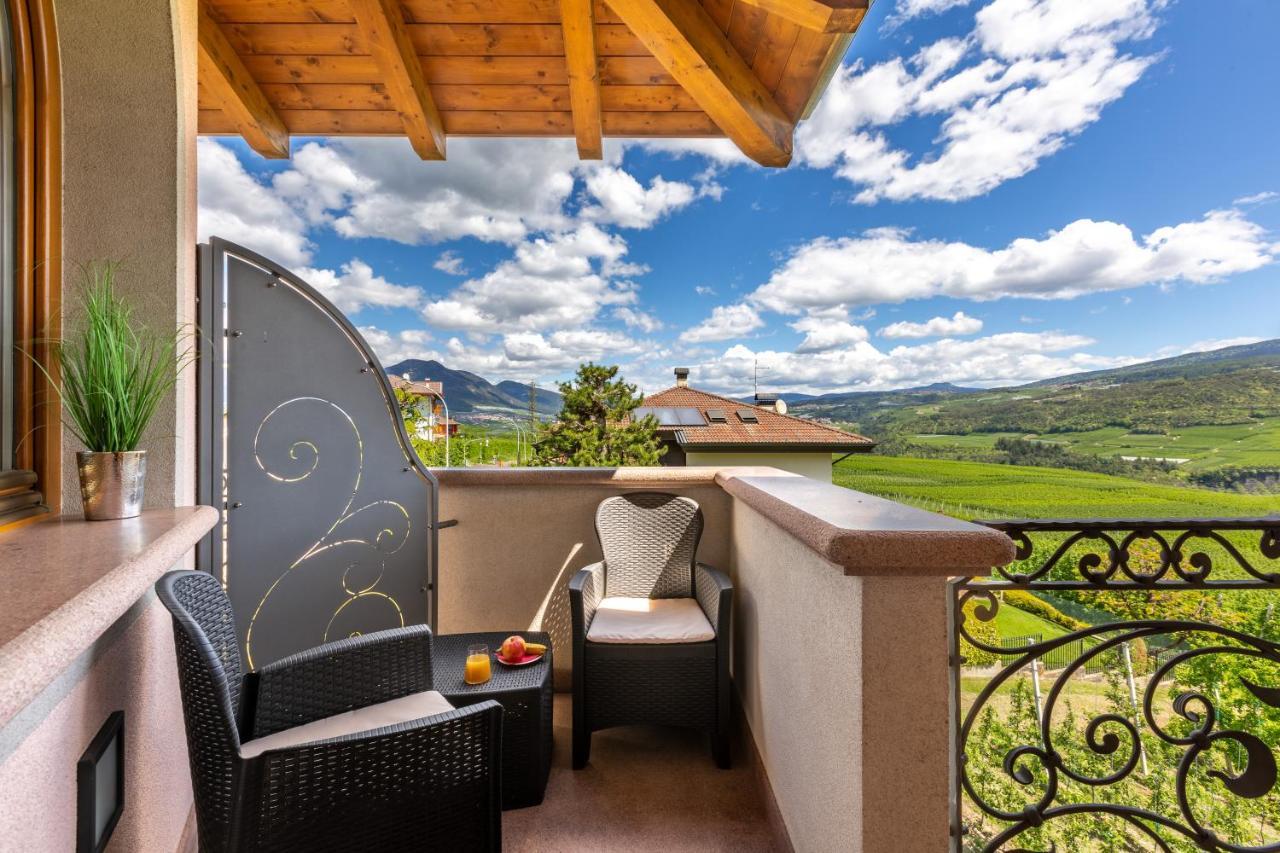 Relais Villa Quercia Tassullo Bagian luar foto