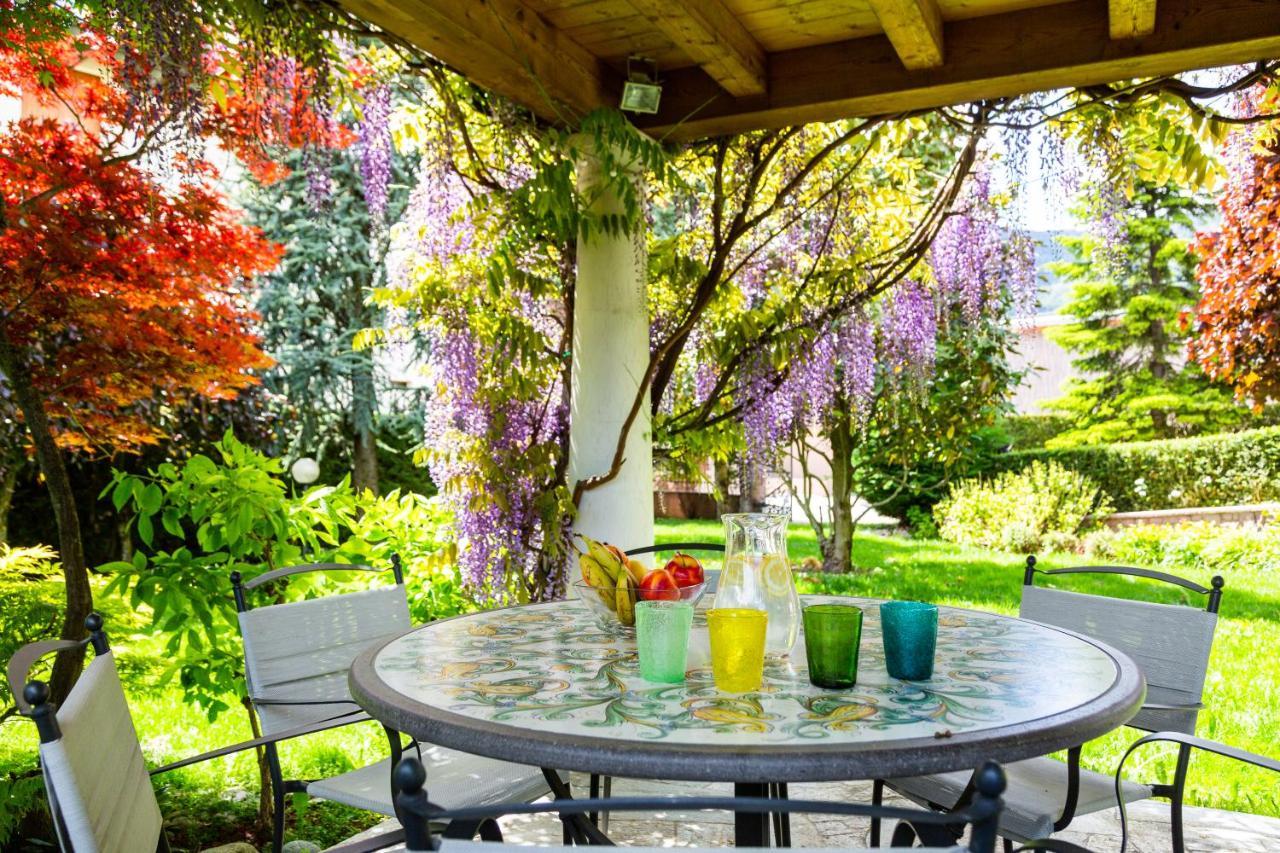 Relais Villa Quercia Tassullo Bagian luar foto