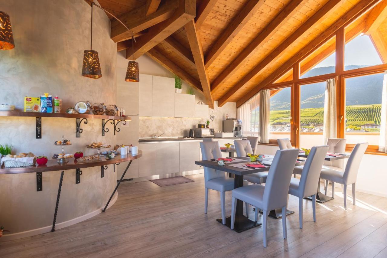 Relais Villa Quercia Tassullo Bagian luar foto