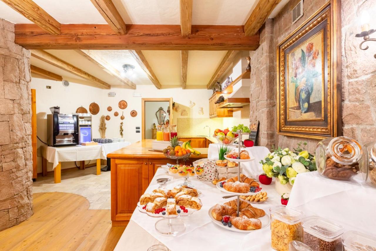 Relais Villa Quercia Tassullo Bagian luar foto