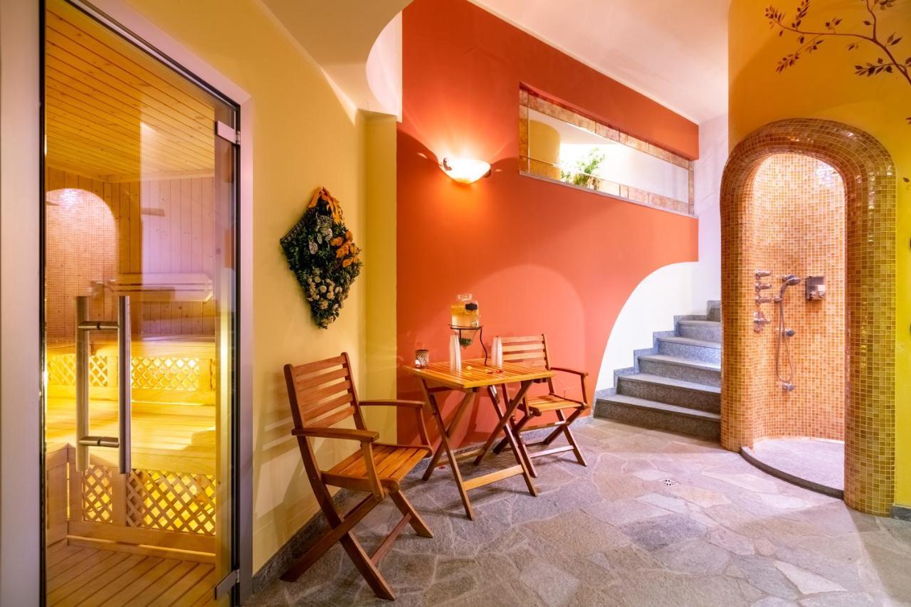 Relais Villa Quercia Tassullo Bagian luar foto