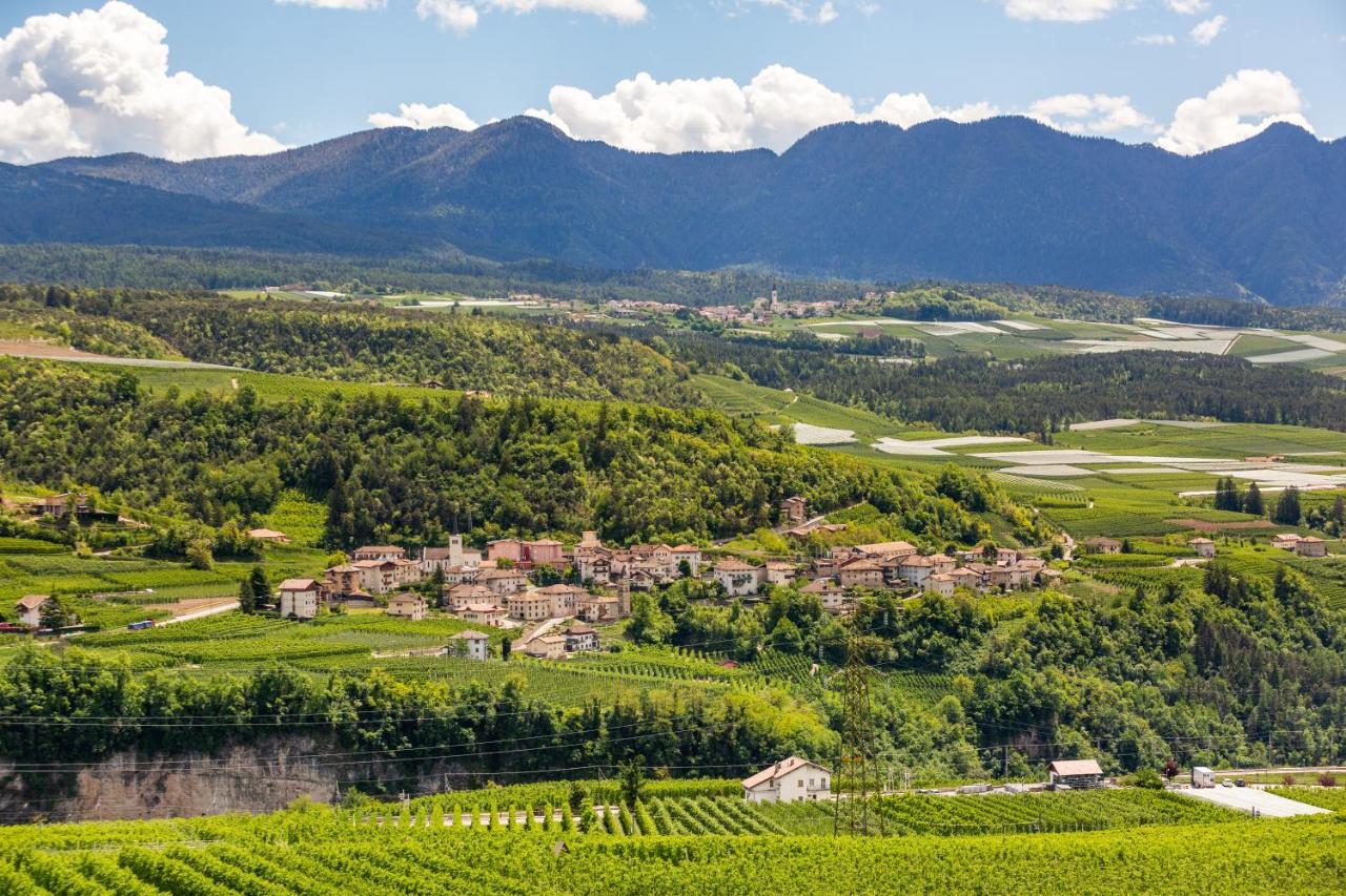 Relais Villa Quercia Tassullo Bagian luar foto