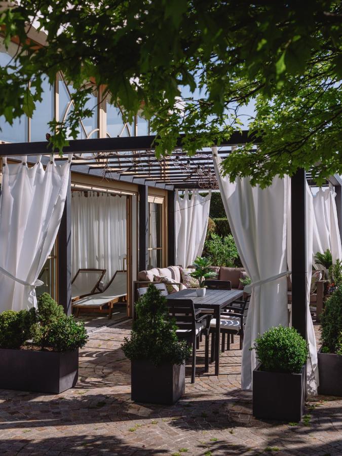 Relais Villa Quercia Tassullo Bagian luar foto